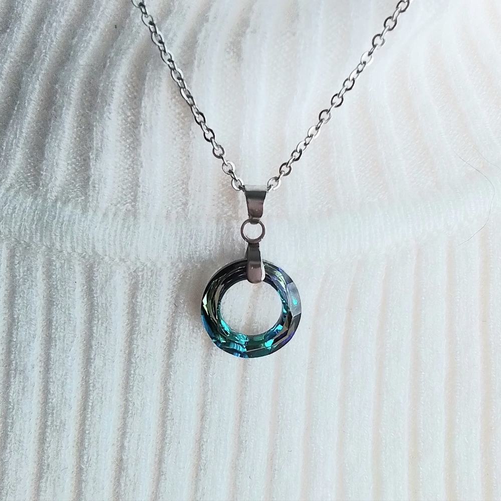 Swarovski Crystal Jewel handmade necklace